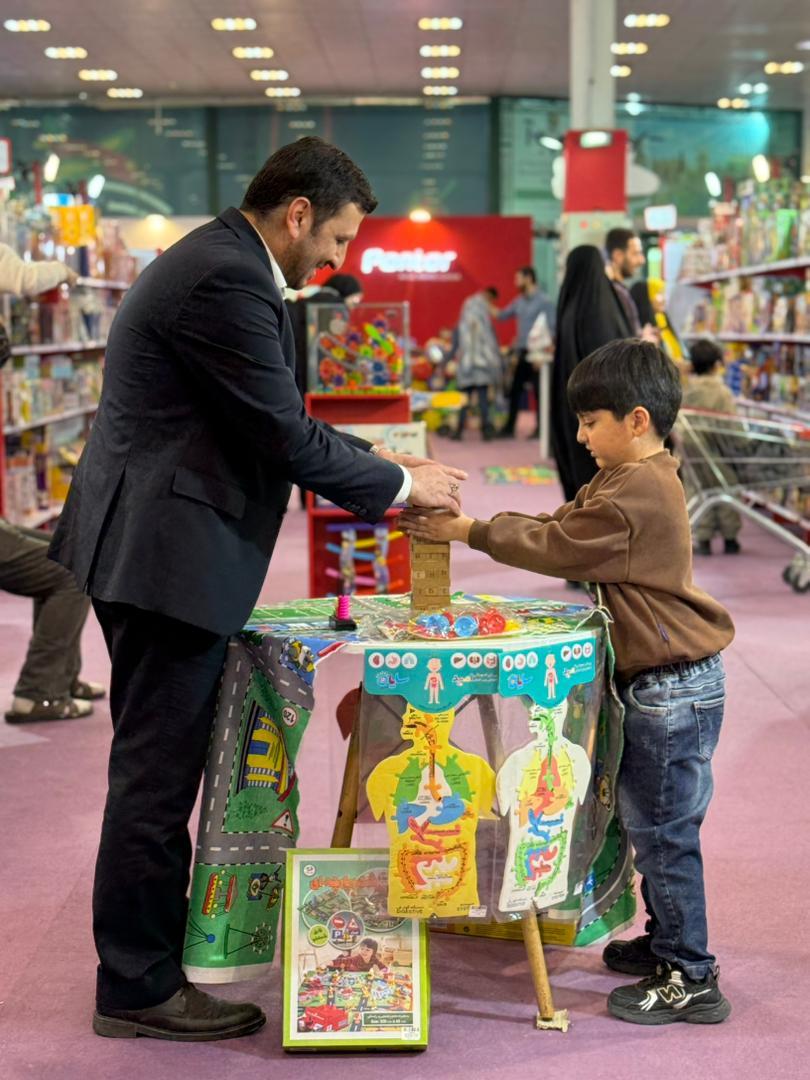 گزارش تصویری از هفتمین روز حضور کانون زبان ایران در جشنوارۀ ملی اسباب بازی